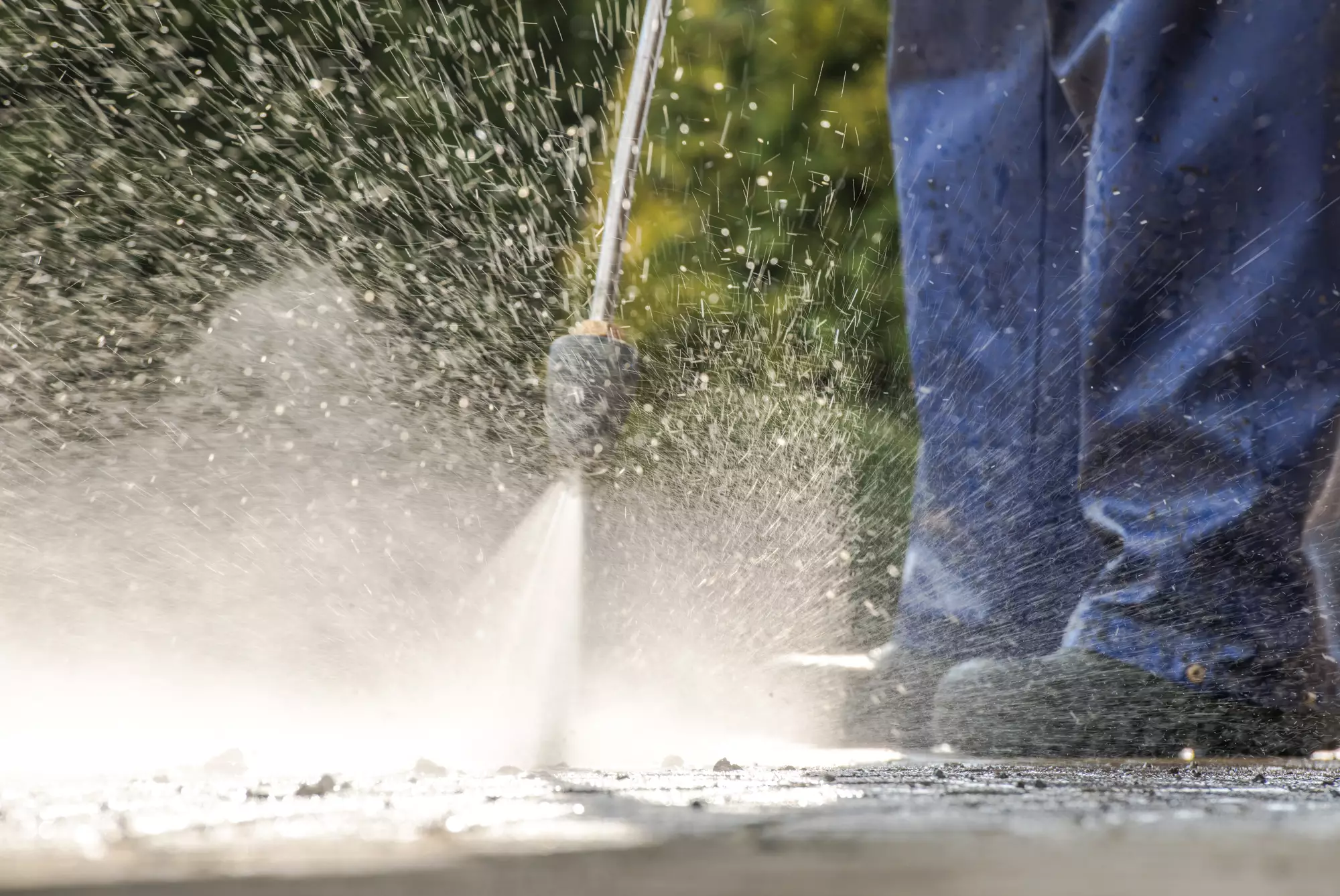 commercial-pressure-washing